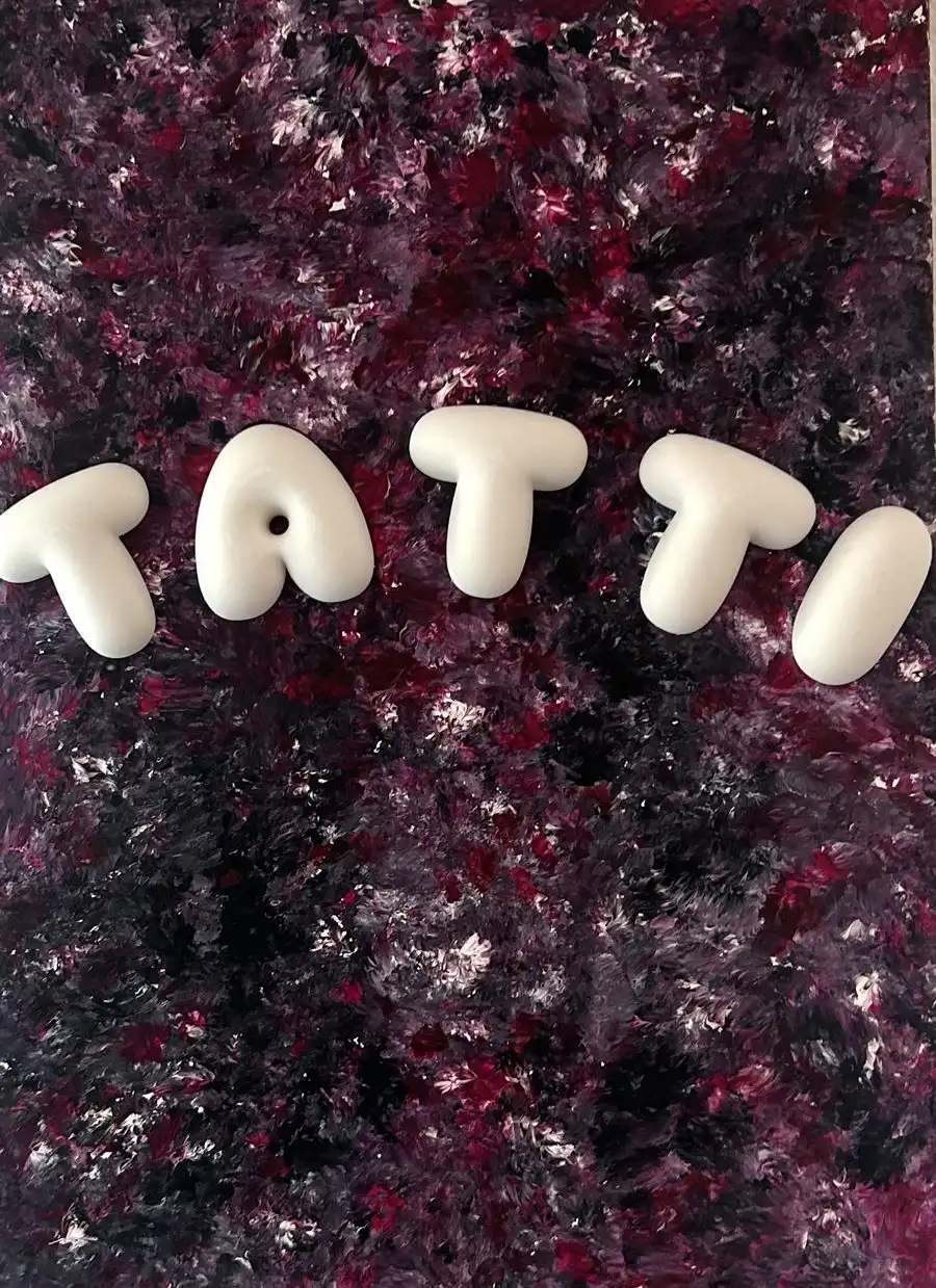 TATTI, Farbwelt Beere & Nacht